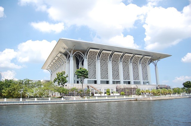 Kuala Lumpur Putrajaya co navštívit a vidět Petronas