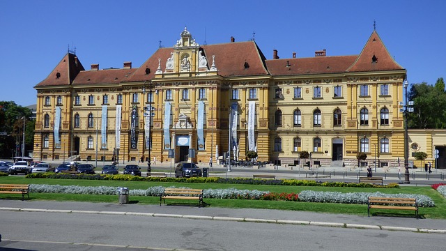 Záhřeb Muzeum umění a řemesel co navštívit a vidět v Záhřebu