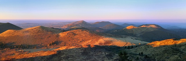 Francie Volcans d´Auvergne Puy de Dome co navštívit a vidět ve Francii