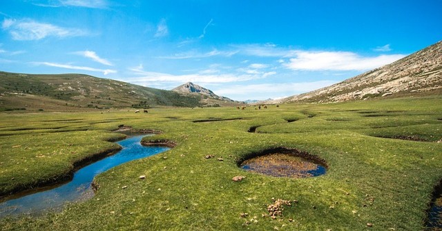 Korsika hory pěší turistika co navštívit a vidět, průvodce