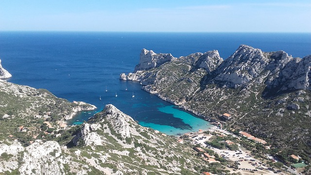 Provence Národní park Calanques co navštívit a vidět v Provence