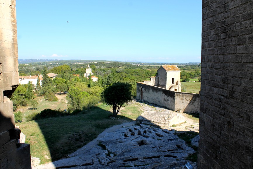 opatství Abbaye de Montmajour co navštívit a vidět v Provence