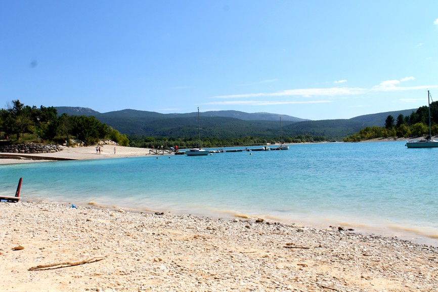 Gorges du Verdon přehrada Lac de Sainte-Croix co navštívit a vidět v Provence