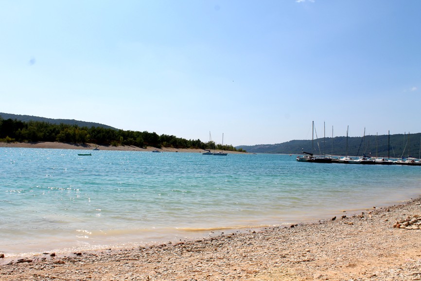 Gorges du Verdon přehrada Lac de Sainte-Croix co navštívit a vidět v Provence