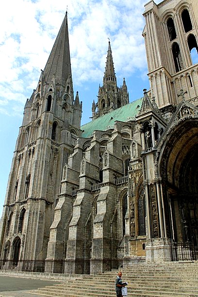 Chartres katedrála, co navštívit a vidět ve Francii