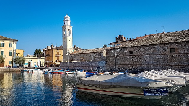 Lago di Garda Lazise co navštívit a vidět v Lombardii