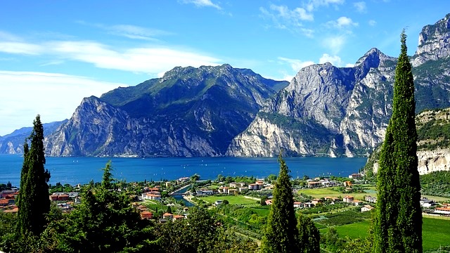 Lago di Garda co navštívit a vidět v Lombardii