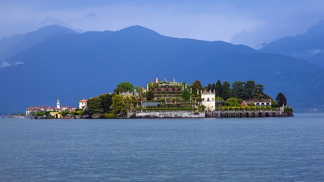 Lago Maggiore Boromejské ostrovy co navštívit a vidět v Lombardii