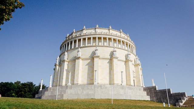 Německo Kelheim Befreiungshalle co navštívit a vidět