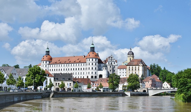 Německo Neuburg an der Donau zámek co navštívit a vidět