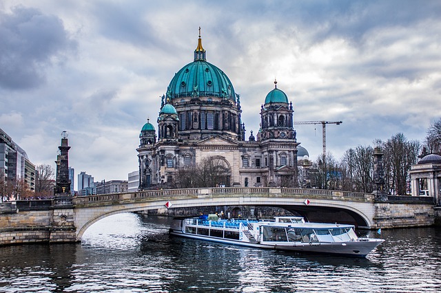 Berlín katedrála a Muzejní ostrov co navštívit a vidět, turistické atrakce, průvodce Berlín