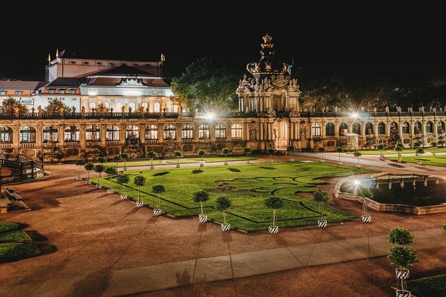 Drážďany Zwinger co navštívit a vidět, turistické atrakce, průvodce Drážďany