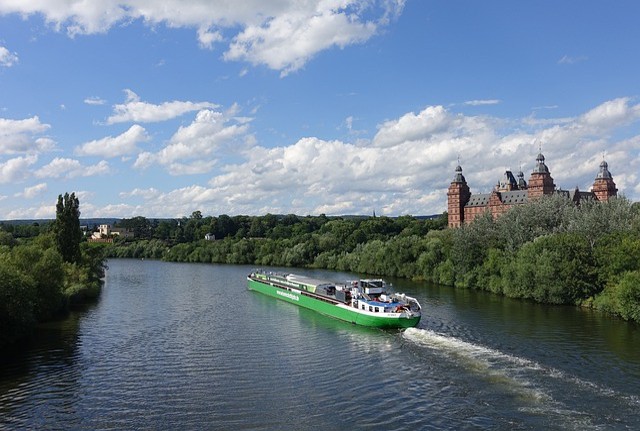 Německo Aschaffenburg zámek Johanissburg co navštívit a vidět, průvodce