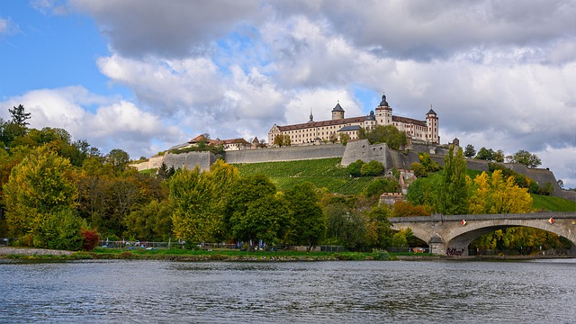 Německo Würzburg pevnost Marienberg co navštívit a vidět, průvodce