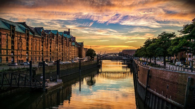 Co navštívit a vidět v Hamburku Skladištní část Speicherstadt Cesty po světě