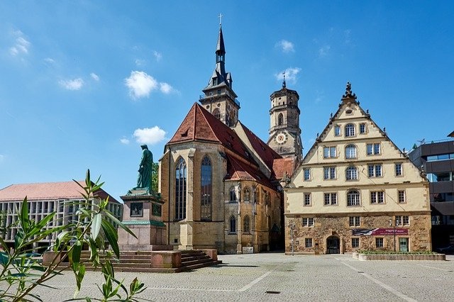 Stuttgart náměstí Schillerplatz co navštívit a vidět