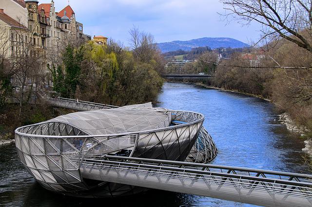 co navštívit a vidět v Grazu Murinsel Cesty po světě