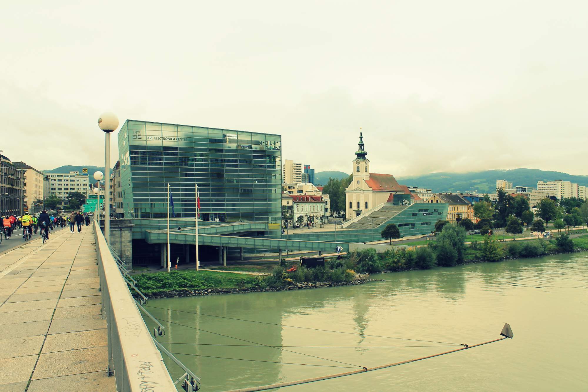 Linec - Ars Electronica Center, co navštívit a vidět v Linci, Cesty po světě